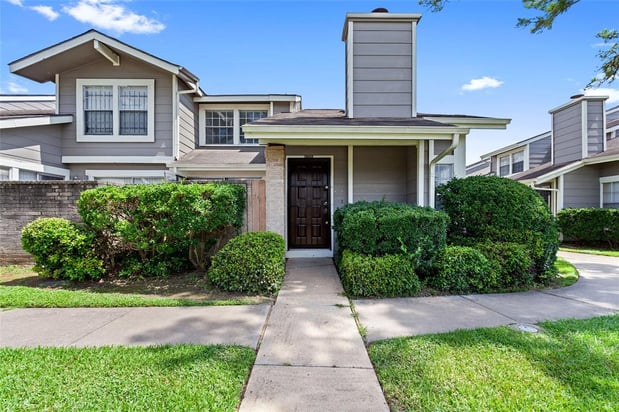 Images Maestro Property Buyers - House Buyers