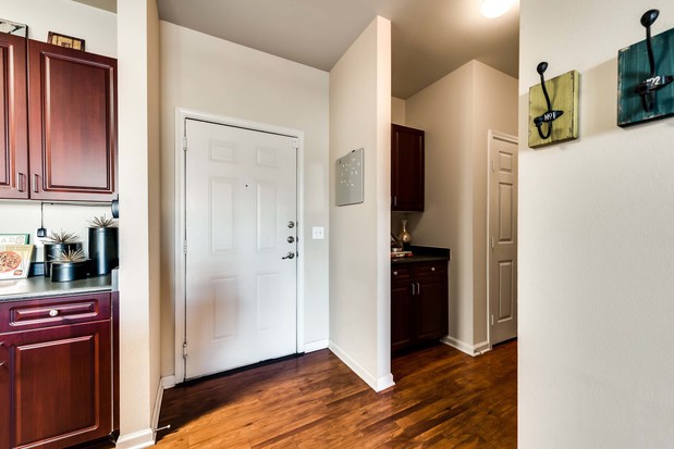 Images Maverick Place Apartments