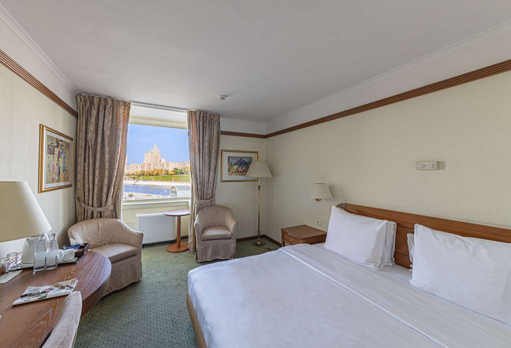 Radisson Slavyanskaya Hotel & Business Center, Moscow