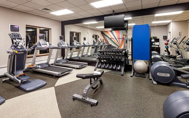 Images Hilton Garden Inn Chicago OHare Airport