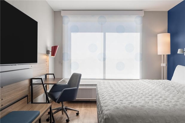 Images Tru By Hilton Kearney