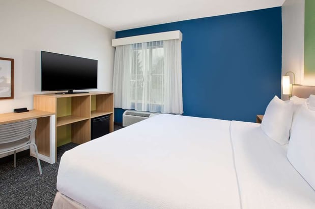 Images Spark by Hilton Walker Grand Rapids North