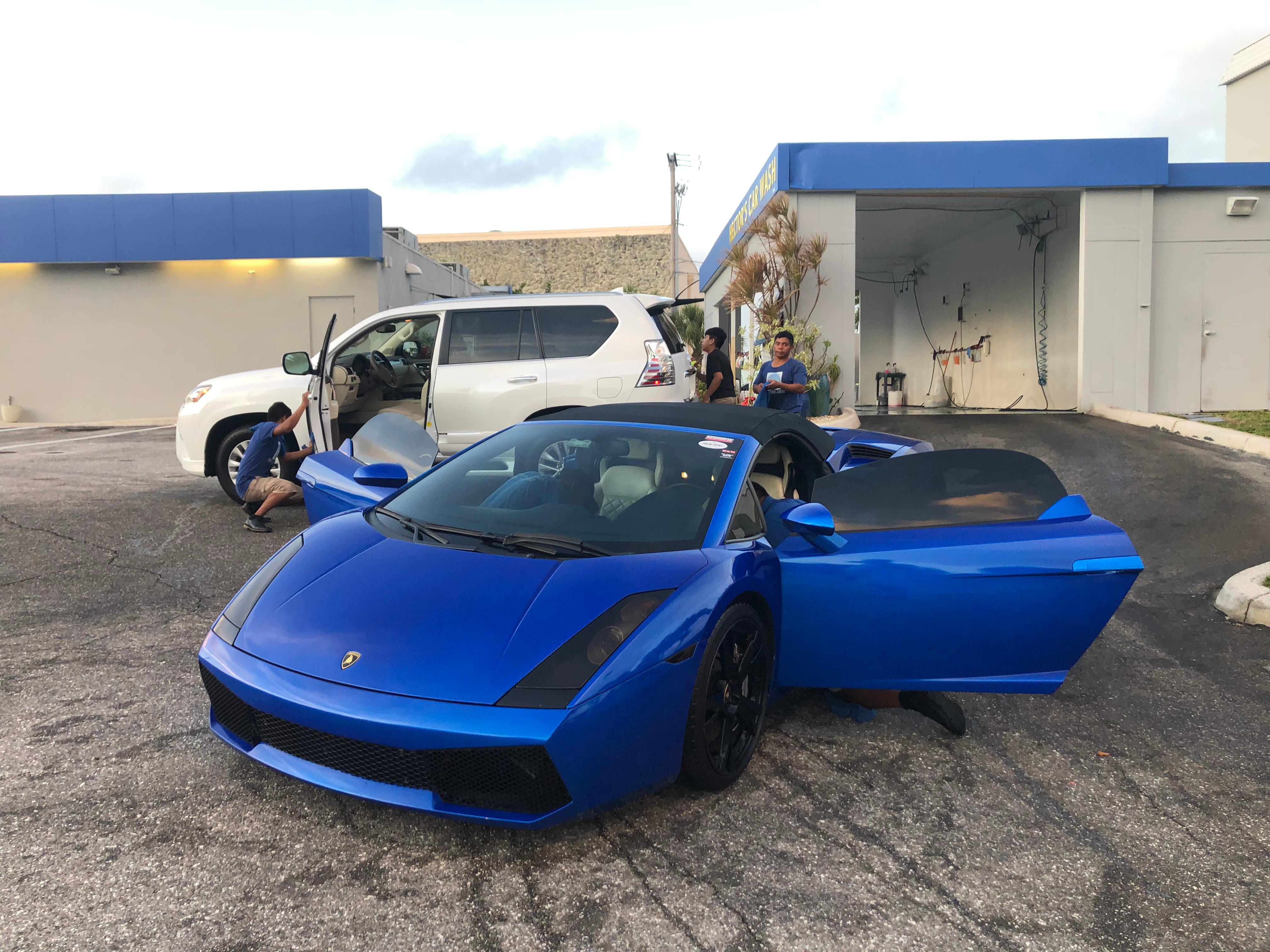 Hector's Car Wash Photo