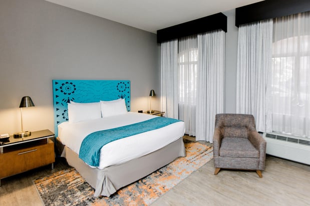 Images Hotel Indigo San Antonio-Riverwalk by IHG