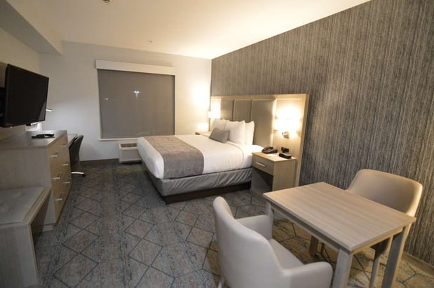 Images Best Western Plus Executive Residency Oklahoma City I-35