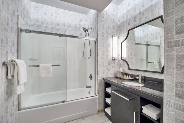 Images Hotel Indigo Cleveland Downtown by IHG