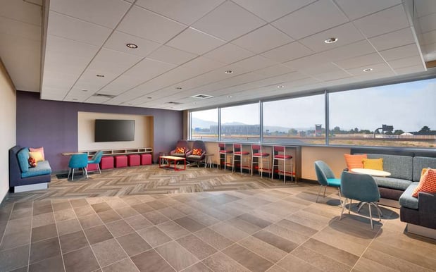 Images Tru by Hilton Clearfield Hill Air Force Base