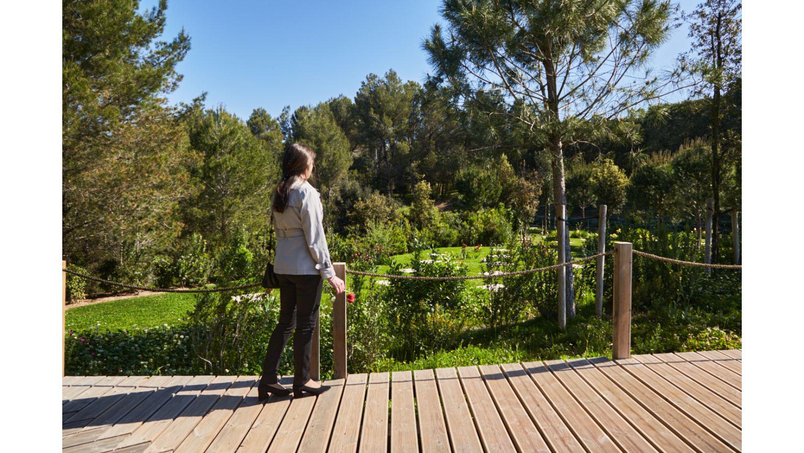 Cementiri Comarcal Roques Blanques 87