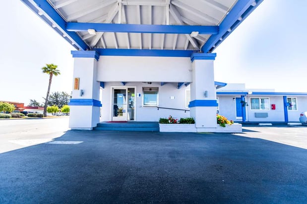 Images SureStay by Best Western Seaside Monterey
