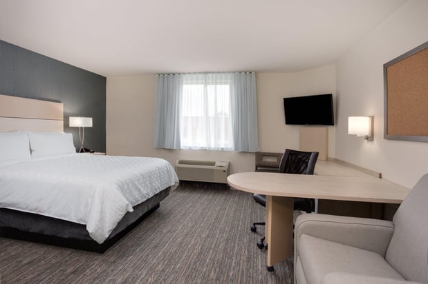 Images Candlewood Suites Miami Intl Airport - 36th St by IHG