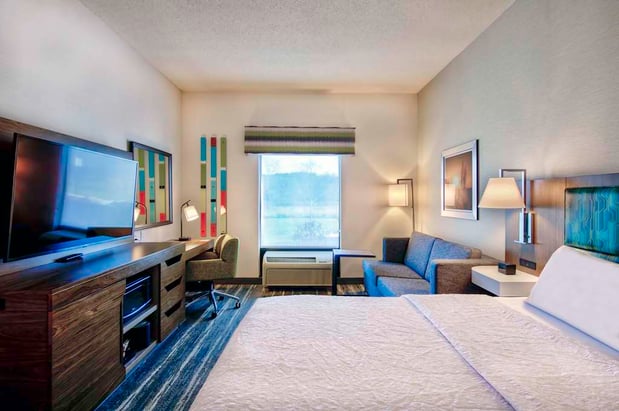 Images Hampton Inn Cortland