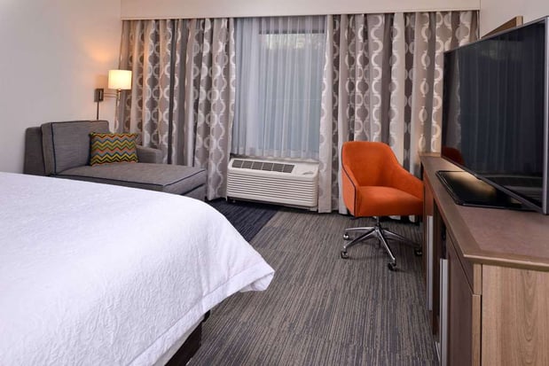Images Hampton Inn & Suites Albany-East Greenbush