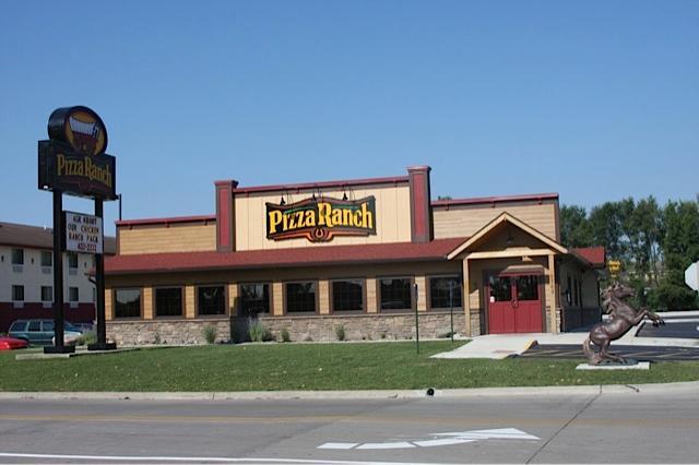 Pizza Ranch in Boone, IA | 1703 S Story Avenue