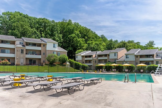 Images The Apartments at Saddle Brooke