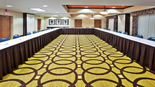 Images Holiday Inn Express Peachtree Corners-Norcross by IHG