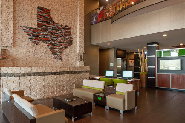 Images Holiday Inn Amarillo West Medical Center, an IHG Hotel
