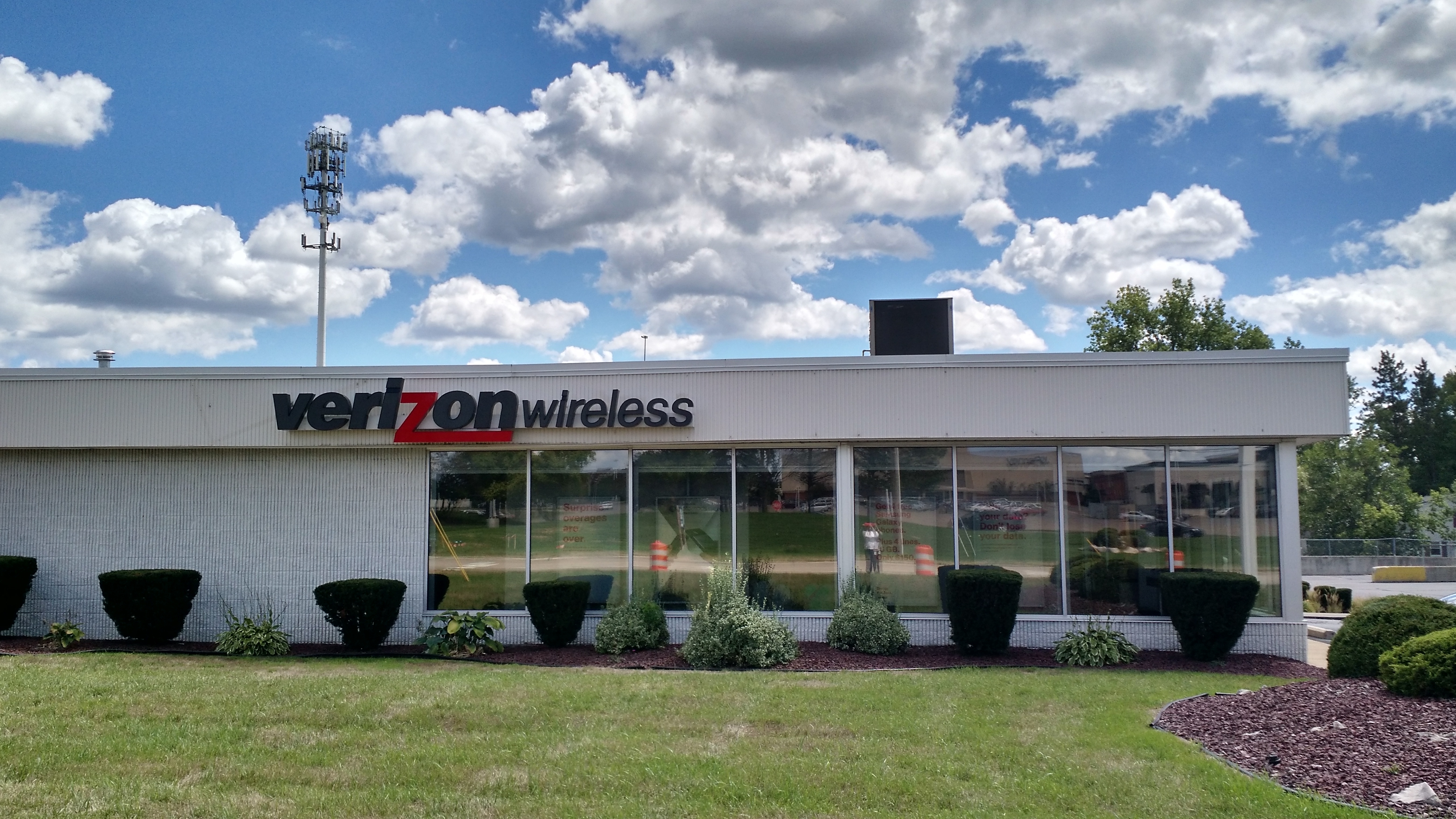 Verizon Coupons near me in Flint | 8coupons