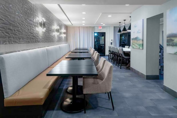 Images Hampton Inn Conyers