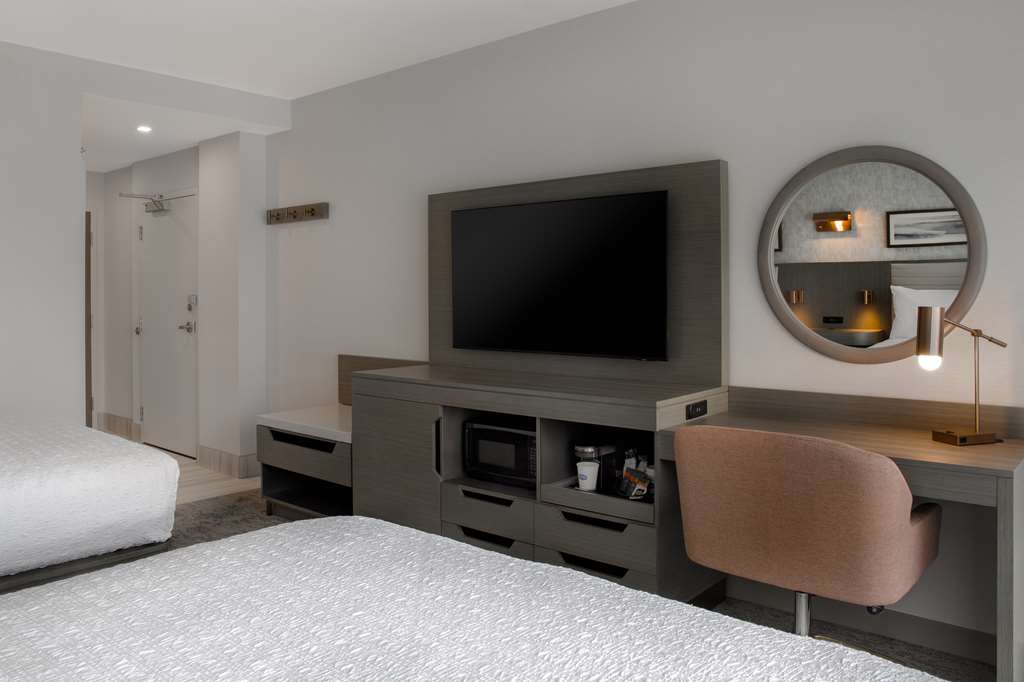 Images Hampton Inn by Hilton Winnipeg Downtown