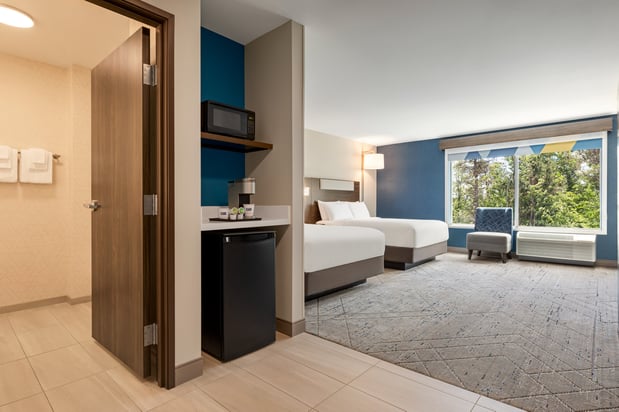 Images Holiday Inn Express & Suites Rhinelander by IHG