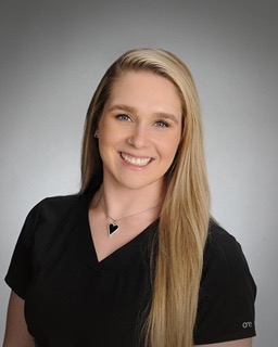 Meghan Henricks, LE
Licensed Esthetician