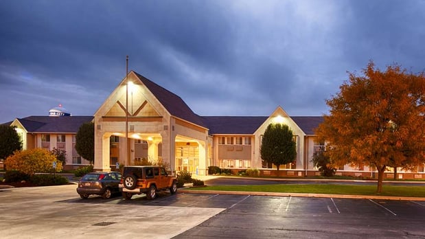 Images Best Western Gas City