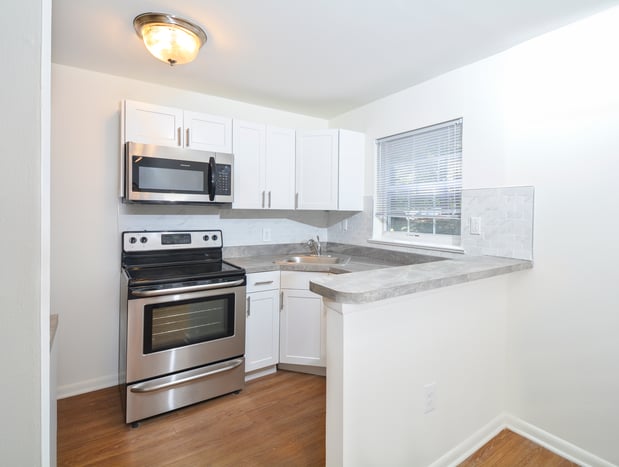 Images Knollwood Apartments
