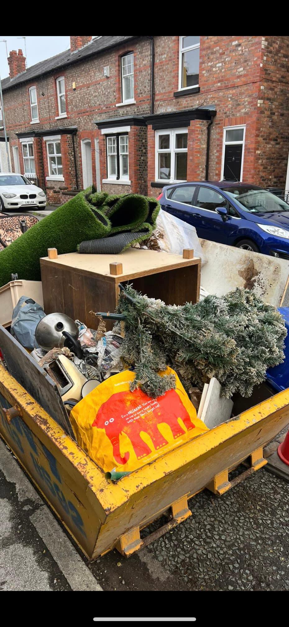 Clear and Away Waste Clearances Wigan 07549 310094