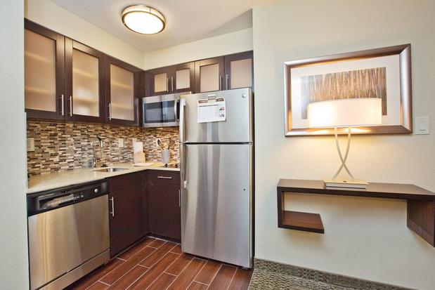 Images Staybridge Suites Austin South Interstate Hwy 35 by IHG