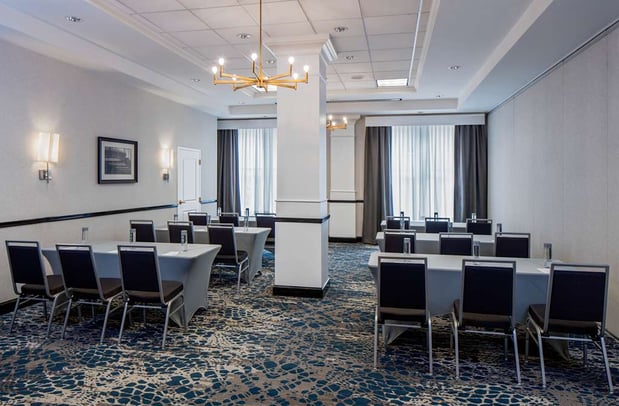 Images Hilton Garden Inn Jackson Downtown