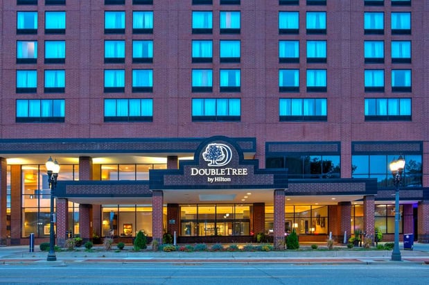 Images DoubleTree by Hilton Lansing