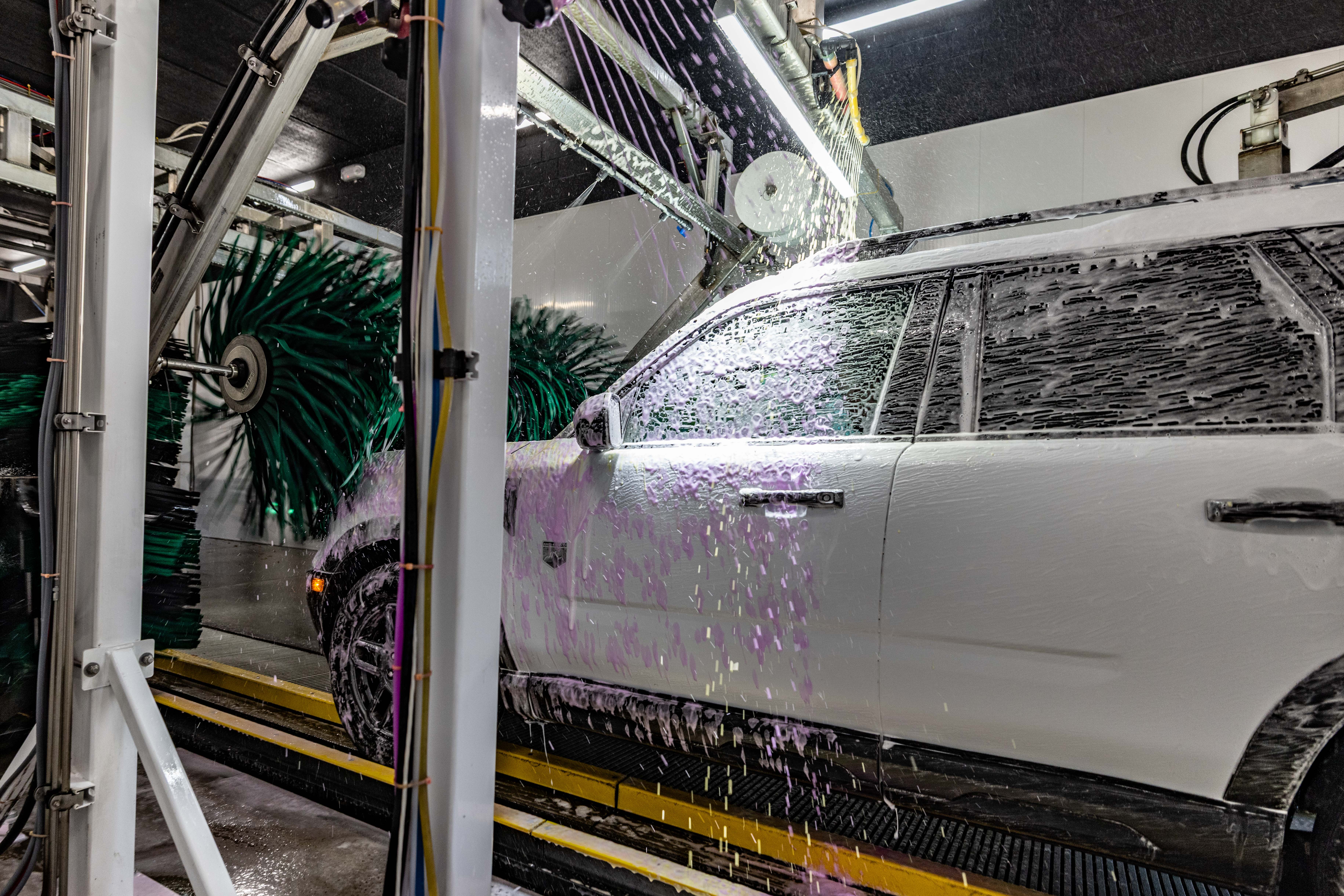 Quick Quack Car Wash Image