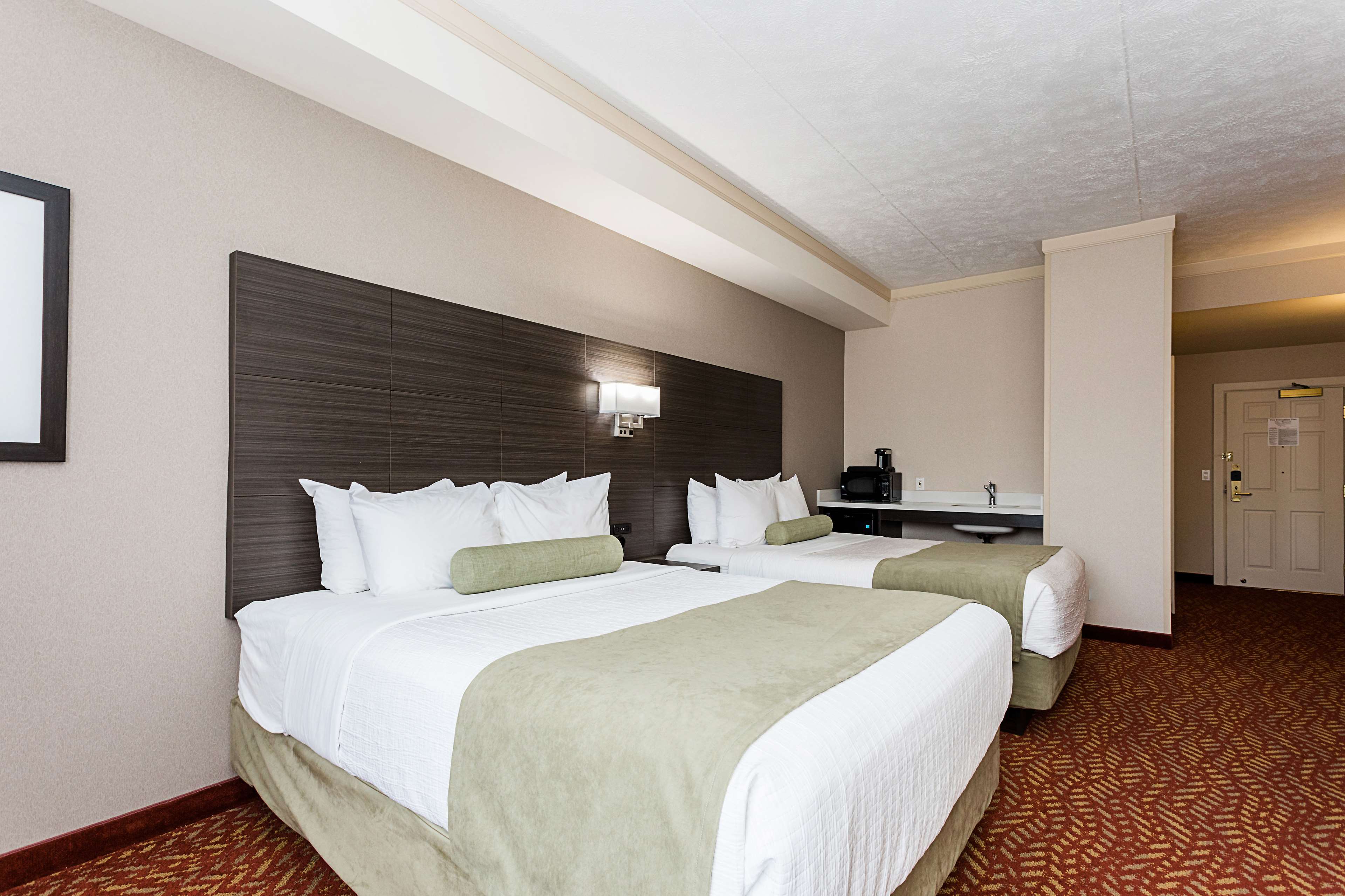 Room TypeQQHT Best Western Inn On The Bay Owen Sound (519)371-9200