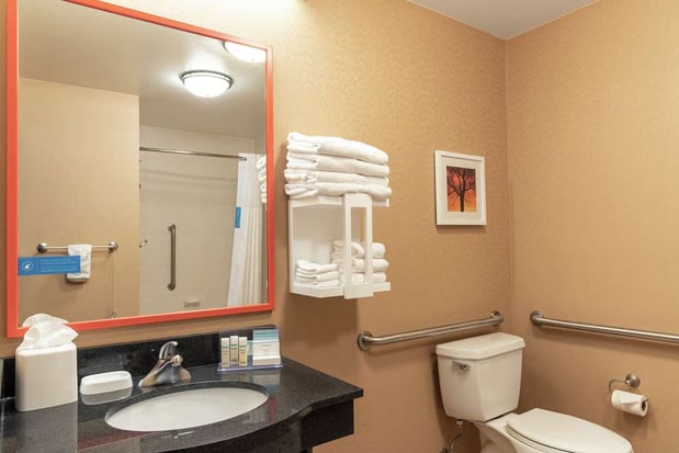 Images Hampton Inn & Suites by Hilton Marshalltown