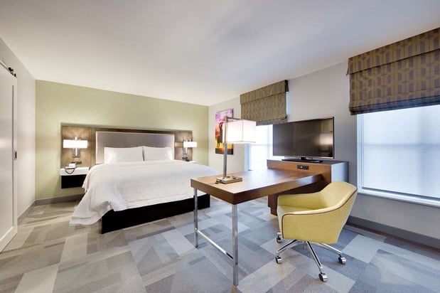 Images Hampton Inn & Suites Fort Worth Downtown