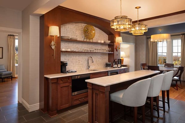 Images The Hotel Roanoke & Conference Center, Curio Collection by Hilton