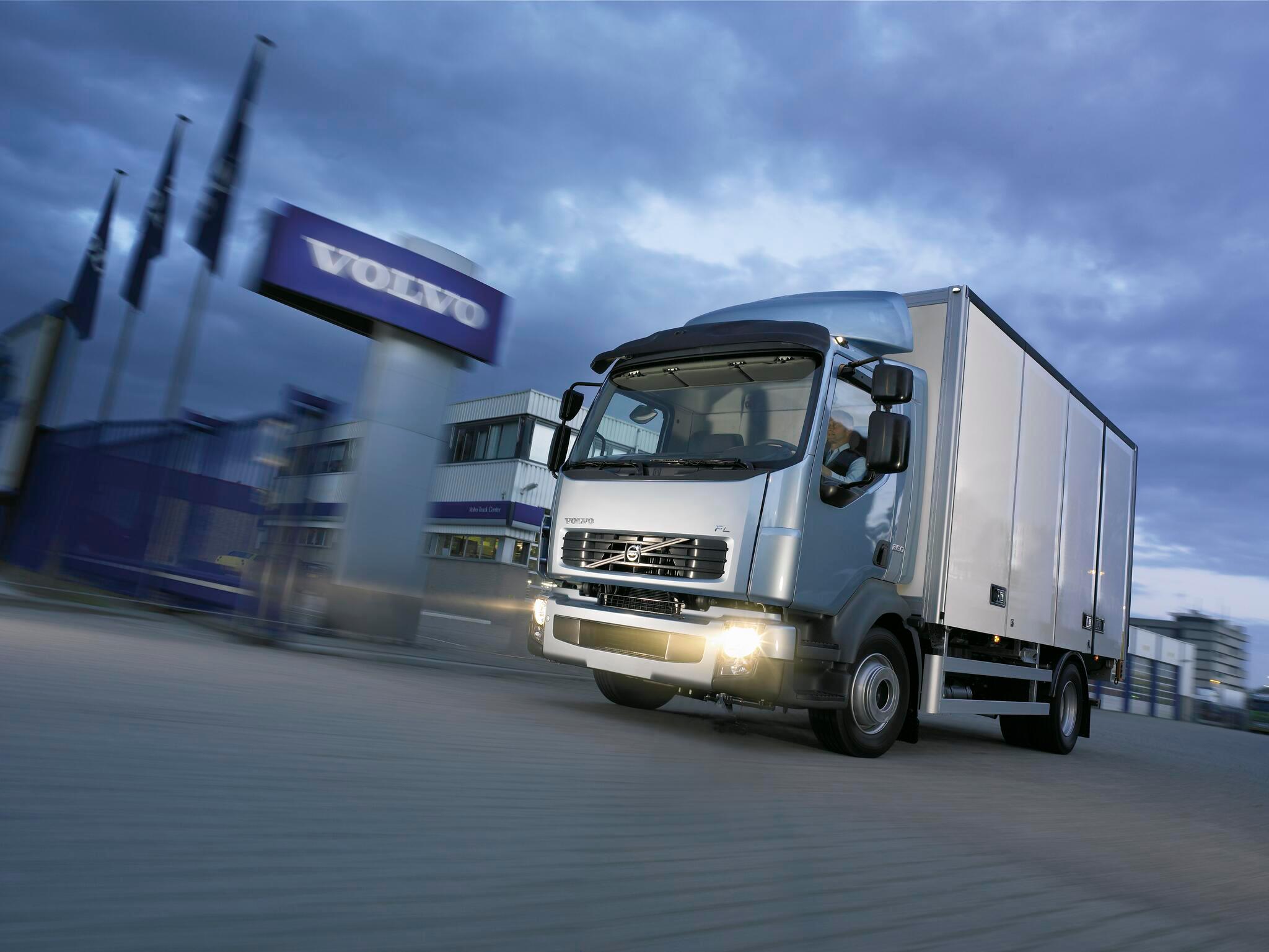 Bilder Volvo Trucks Berlin-Wildau | Renault Trucks Berlin-Wildau