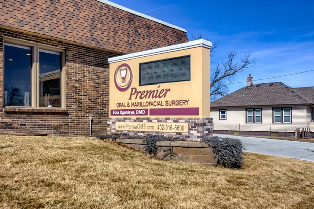 Images PREMIER ORAL SURGERY