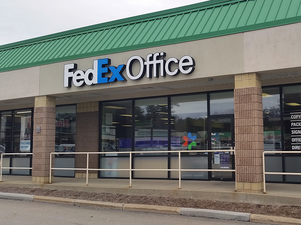 Exterior photo of FedEx Office location at 119 S River Rd\t Print quickly and easily in the self-ser FedEx Office Print & Ship Center Bedford (603)644-2679
