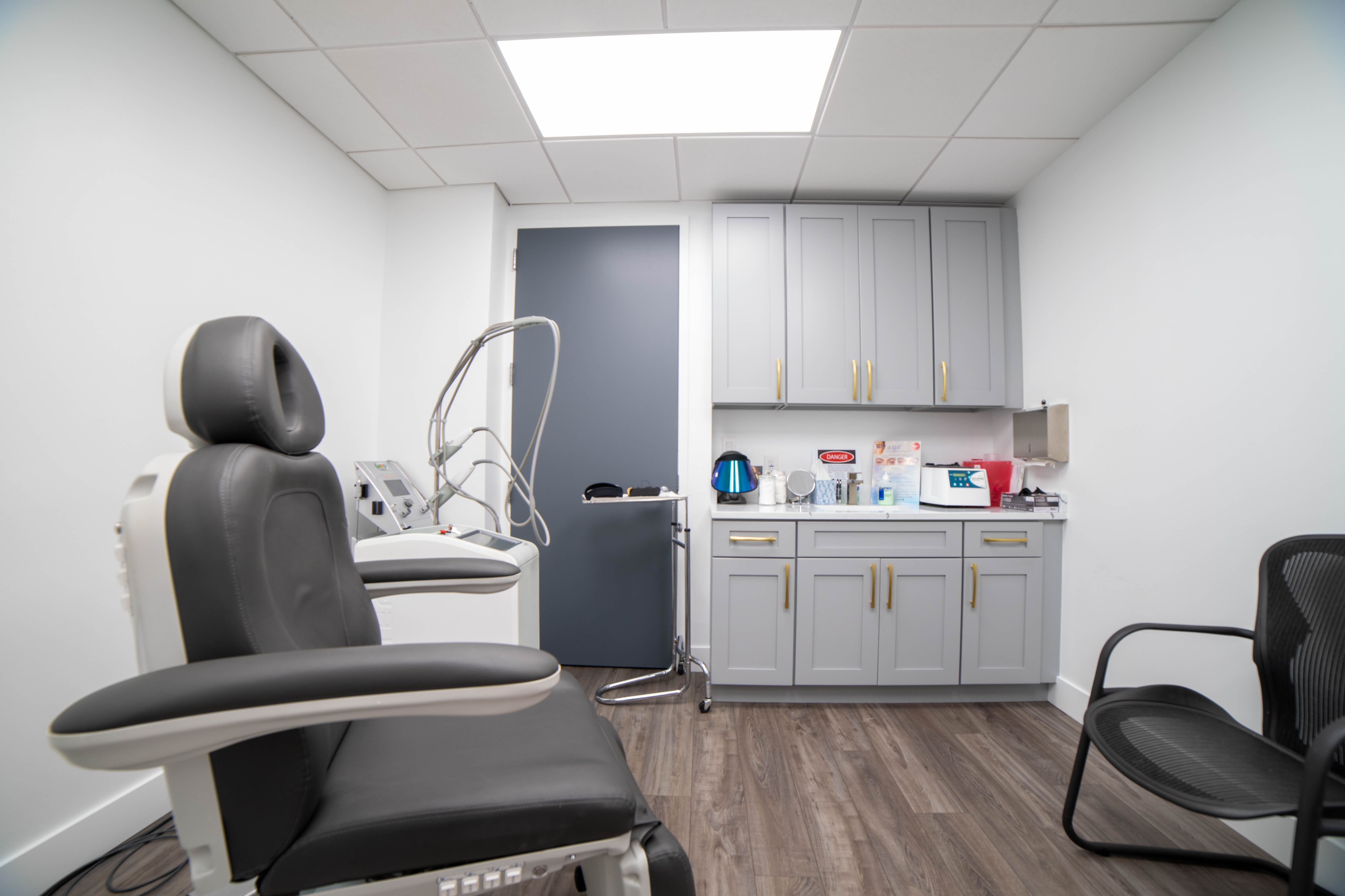 Interior of SynergyMD Plastic Surgery | Tampa, FL