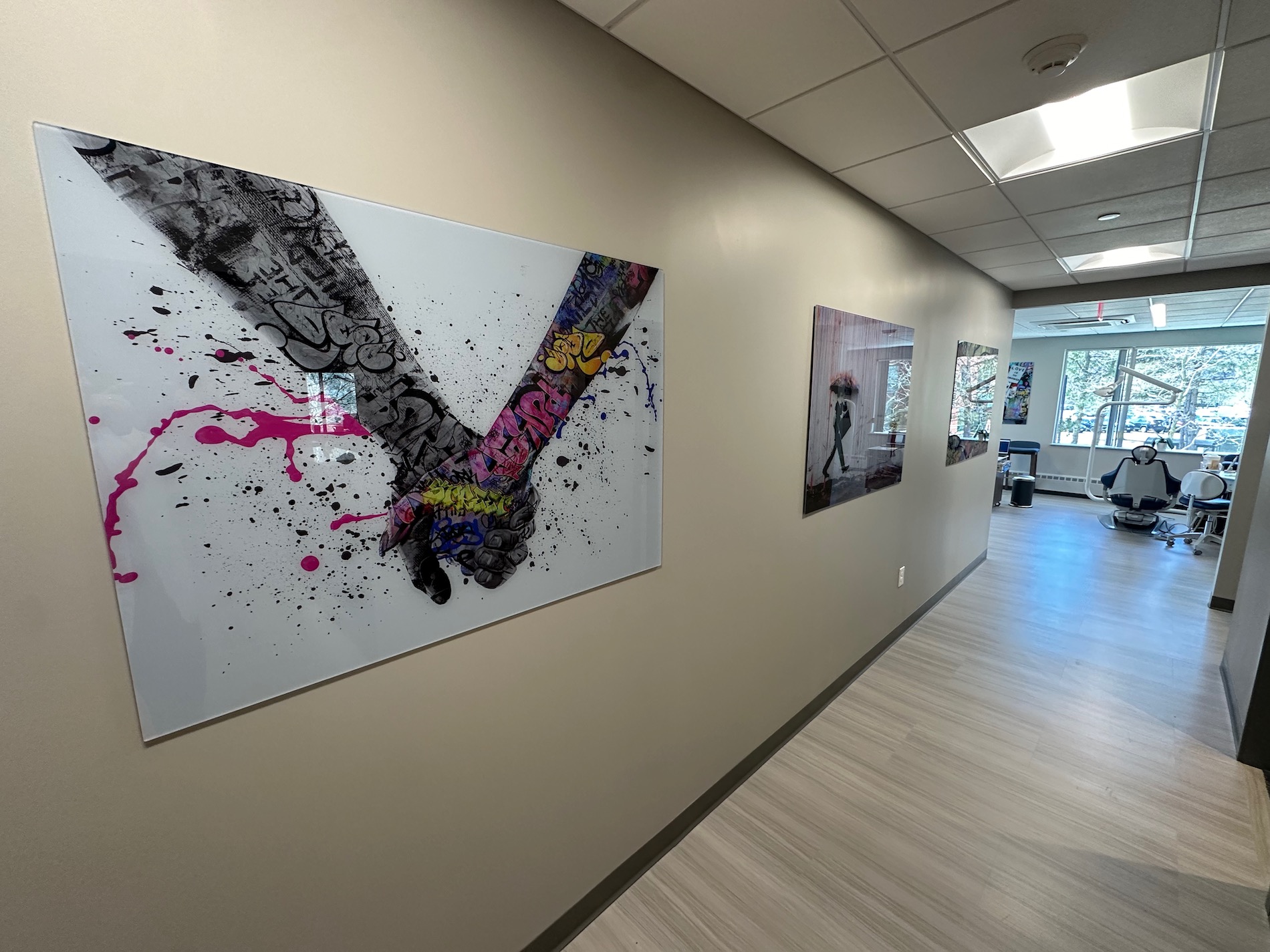 Quincy Family Orthodontics located in Quincy, MA offers leading-edge care in a welcoming and fun environment. With advanced options, we create beautiful, healthy and confident smiles: efficiently, affordably, and comfortably!
Dr. Zachary Kofos and our expert team take pride in our brand-new facility, equipped with state-of-the-art orthodontic technologies. As a patient-centered and family-friendly practice, we take the time to learn our patients’ expectations and concerns, and work closely with families to design treatment that works for their lives.
We pride ourselves on going above and beyond to provide quality patient care. Orthodontic techniques and technologies are advancing to allow us to treat patients more quickly and gently, resulting in a more enjoyable experience overall. We offer a variety of modern orthodontic services for all ages, such as traditional metal, clear braces, early intervention and two-phase orthodontic treatment, Invisalign for children, teens and adults.