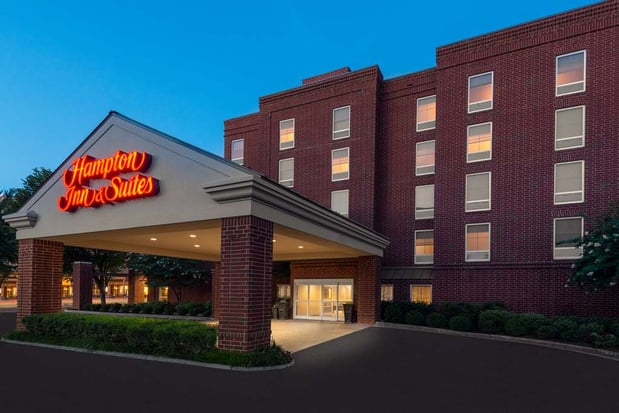 Images Hampton Inn & Suites Charlottesville-At The University