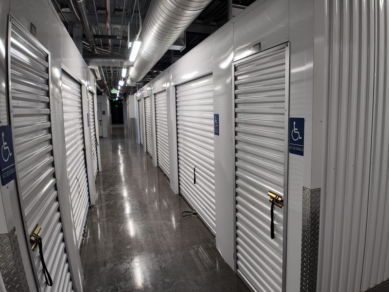 Images Extra Space Storage