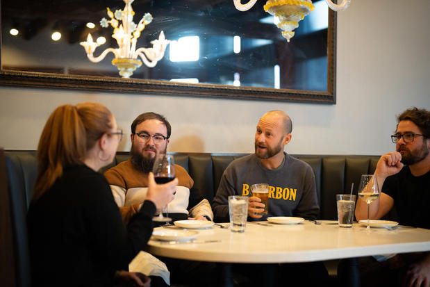 Images Mama Devechios Pizzeria