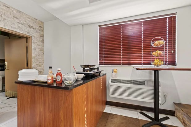 Images Best Western Oakbrook Inn