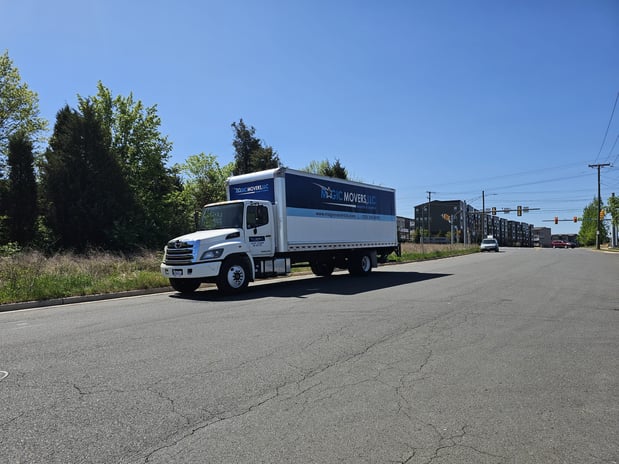 Images Magic Movers LLC