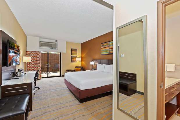 Images DoubleTree by Hilton Whittier Los Angeles