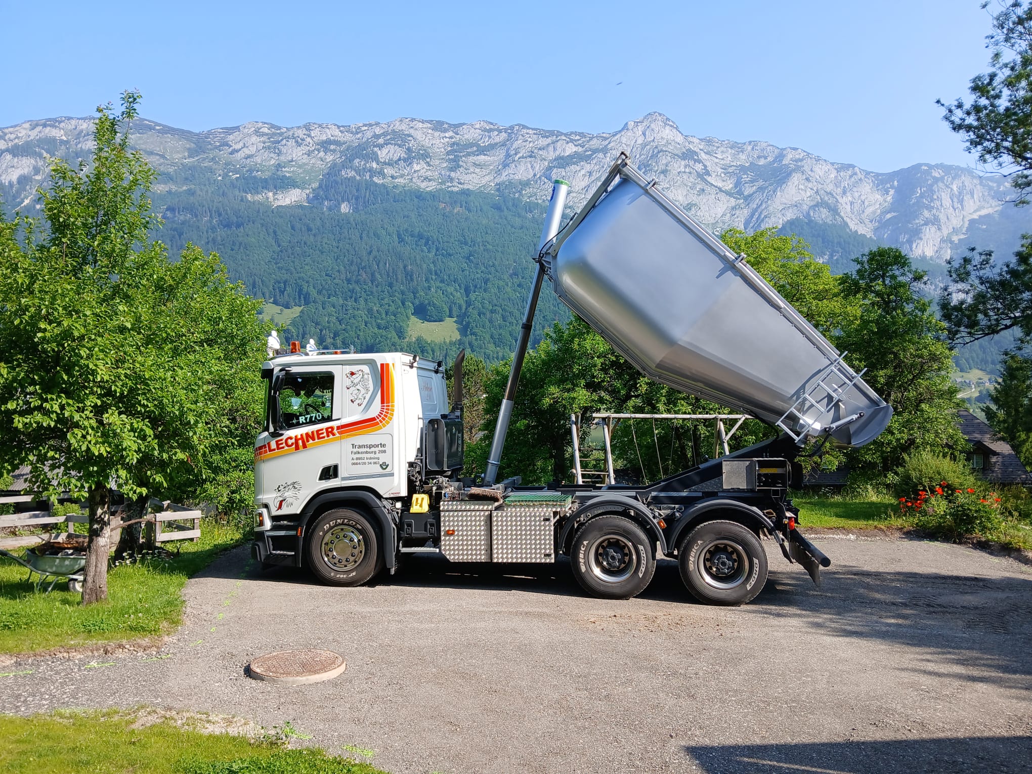 Bild 4 von Lechner Transporte
