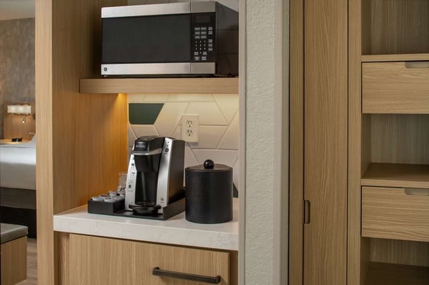 Images Hilton Garden Inn Orlando Airport