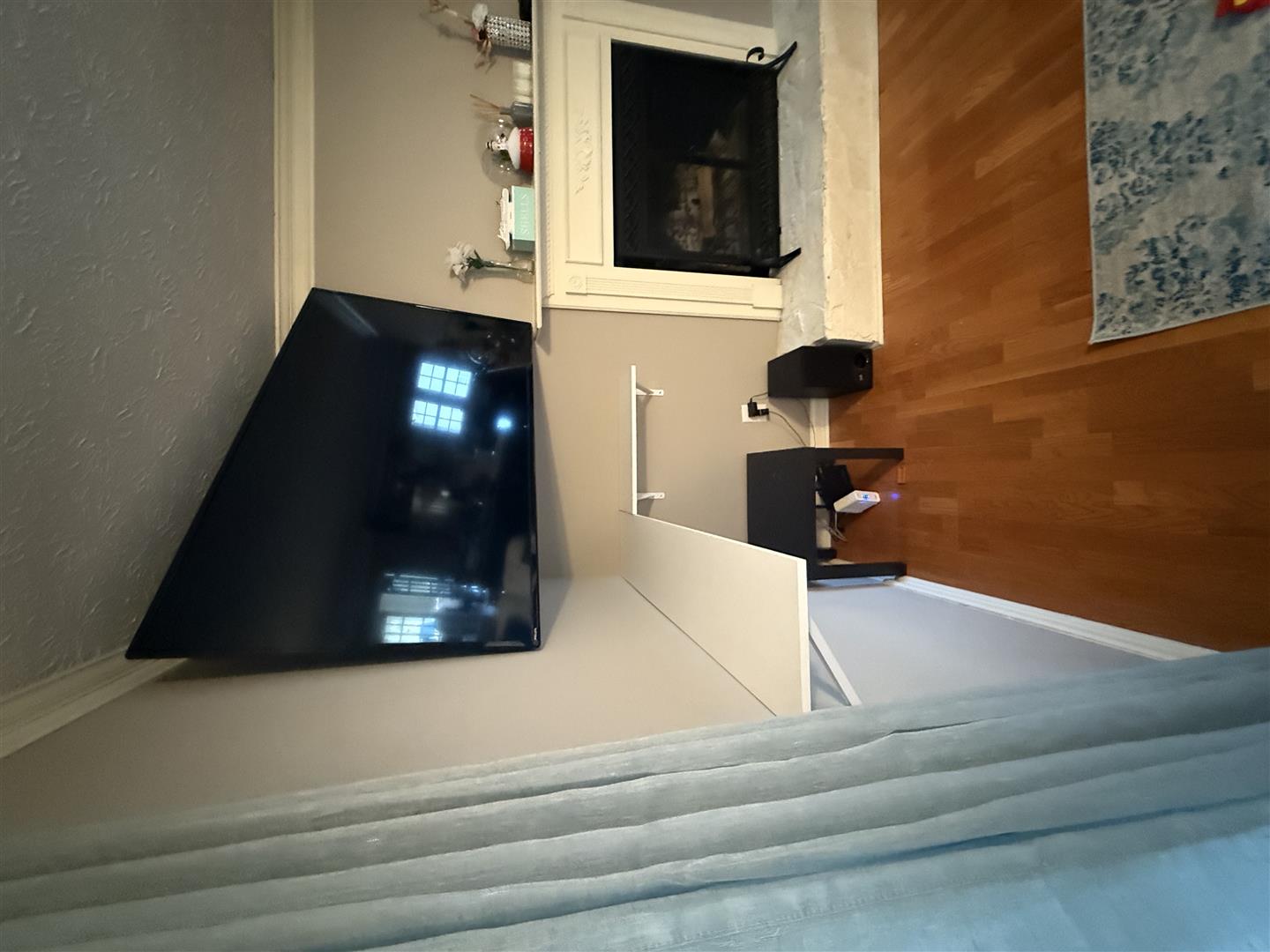 V & V HandyMen LLC Image